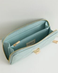 Soft Sage Quilted Purse -Jewellery Store b5a9f1f9 8be0 4e8d a393 a08a94235f0f