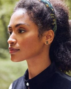 Enamel Black Bird Stud Earrings -Jewellery Store enamel black bird stud earrings by fable england 40292929667316