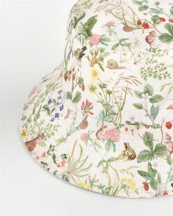 Meadow Creatures Marshmallow Bucket Hat -Jewellery Store meadow creatures marshmallow bucket hat by fable england 40872678293748