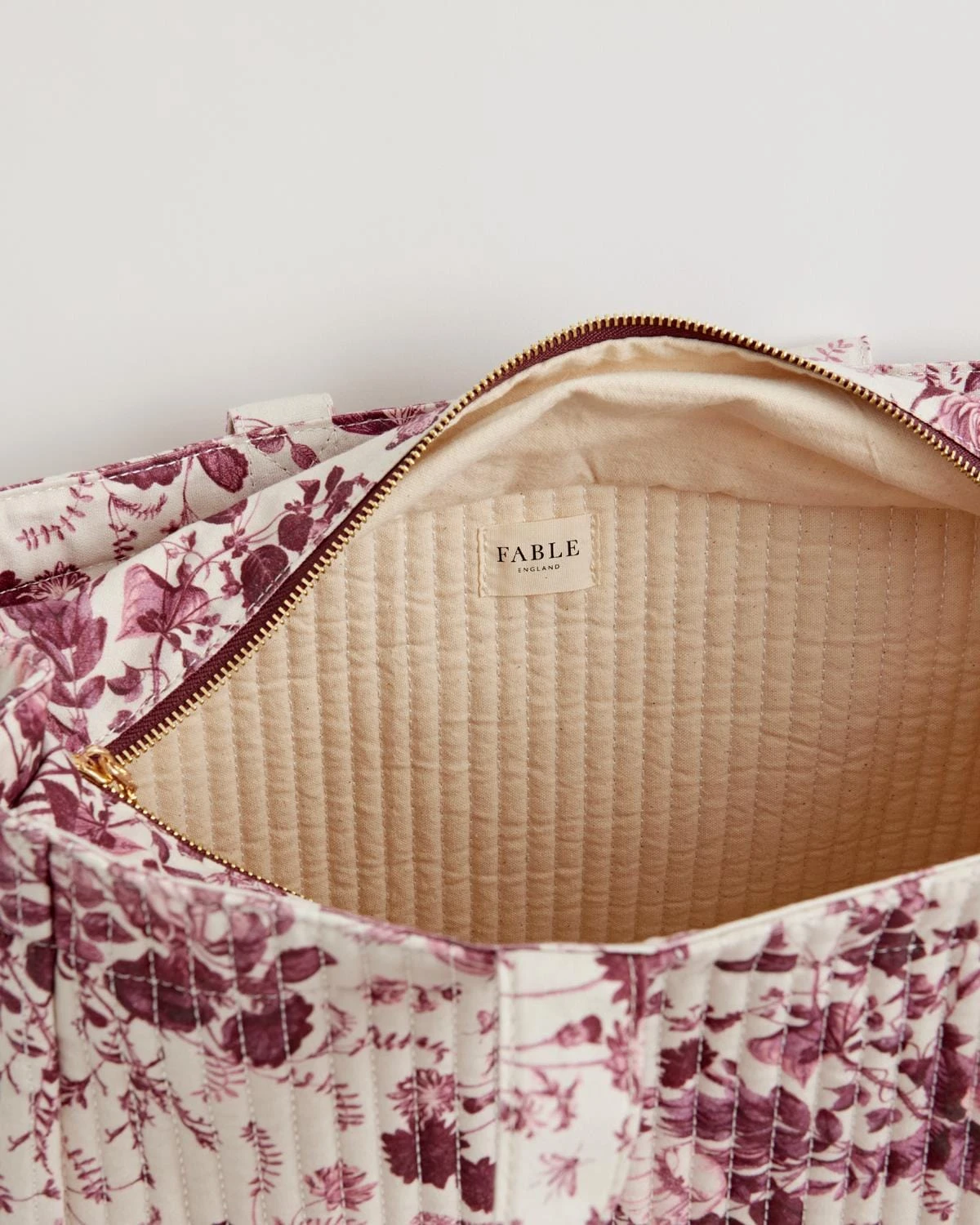 Rambling Rose Quilted Tote - Burgundy 5 Rambling Rose Quilted Tote - Burgundy - Image 5