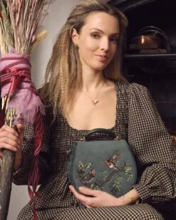 Robin Love Velvet Embroidered Saddle Bag - Fern Green 13 Robin Love Velvet Embroidered Saddle Bag - Fern Green -Jewellery Store robin love velvet embroidered saddle bag fern green by fable england 39965081633012